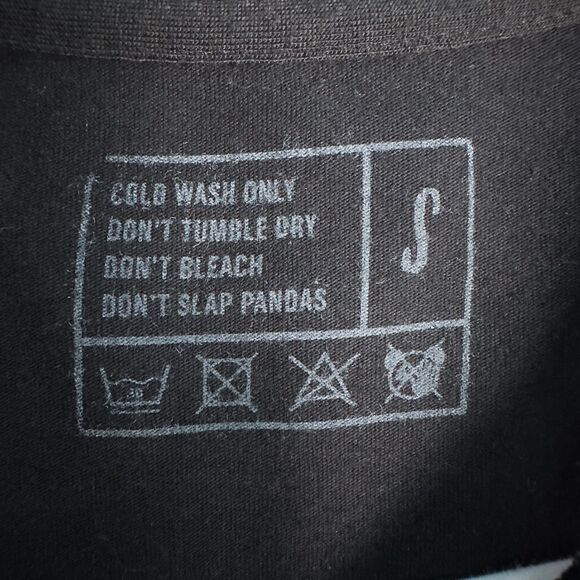 Redbubble Skull and Roses Graphic T-Shirt Unisex Small Black Grunge Goth Art - Picture 4 of 16